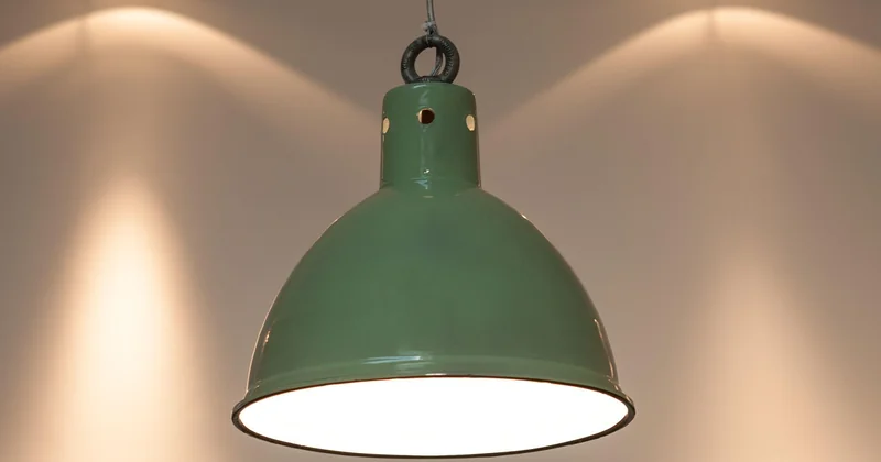 Comment isoler phoniquement un loft sans casser le style industriel